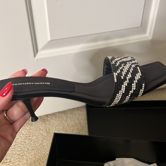 Alexander Wang kitten hills size 38 1/2 - Picture 4 of 10